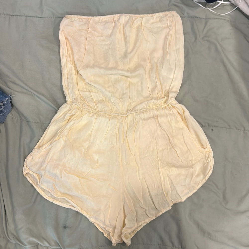 Yellow strapless romper